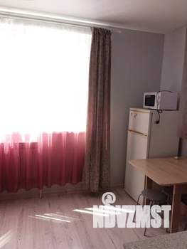 Студия квартира, посуточно, 27м2, 5/10 этаж
