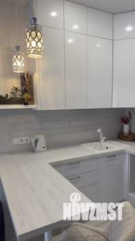 Студия квартира, посуточно, 35м2, 10/24 этаж