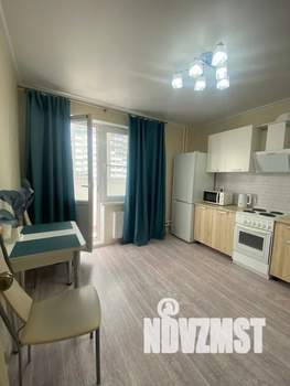 1-к квартира, посуточно, 39м2, 4/16 этаж