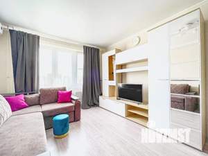 1-к квартира, посуточно, 40м2, 11/16 этаж