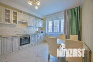 1-к квартира, посуточно, 44м2, 10/17 этаж