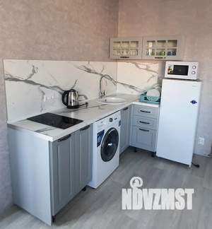 1-к квартира, посуточно, 40м2, 3/3 этаж