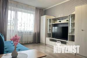 3-к квартира, посуточно, 60м2, 8/10 этаж