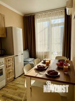 1-к квартира, посуточно, 37м2, 2/3 этаж