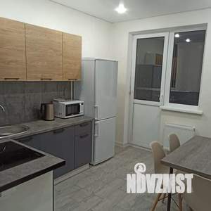 1-к квартира, посуточно, 41м2, 8/20 этаж