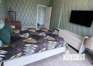1-к квартира, посуточно, 42м2, 4/5 этаж