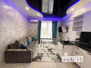 1-к квартира, посуточно, 50м2, 3/8 этаж