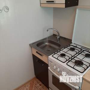 2-к квартира, на длительный срок, 41м2, 4/4 этаж