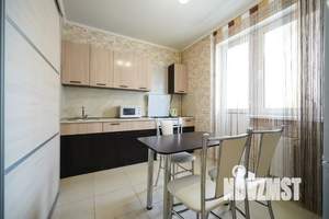 1-к квартира, посуточно, 37м2, 6/9 этаж