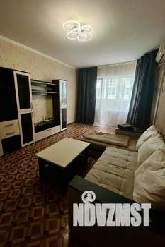 1-к квартира, посуточно, 49м2, 1/1 этаж