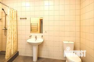 3-к квартира, посуточно, 90м2, 1/2 этаж