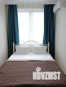 Студия квартира, посуточно, 20м2, 3/21 этаж