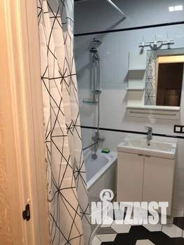 1-к квартира, посуточно, 34м2, 4/10 этаж