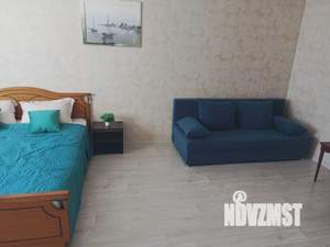 1-к квартира, посуточно, 37м2, 1/1 этаж