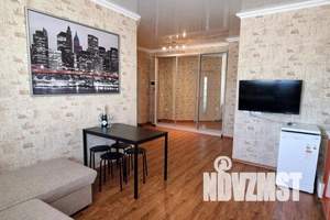 1-к квартира, посуточно, 44м2, 9/10 этаж