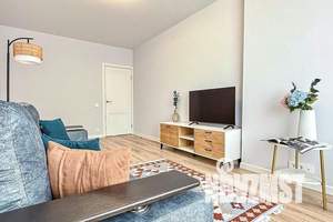 2-к квартира, посуточно, 62м2, 7/25 этаж