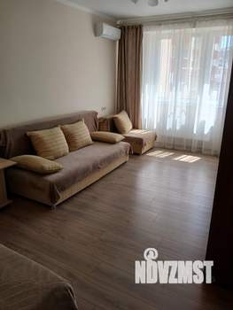 1-к квартира, посуточно, 37м2, 6/15 этаж