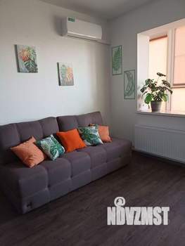 Студия квартира, посуточно, 30м2, 6/9 этаж
