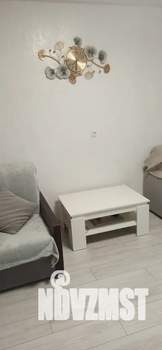 1-к квартира, посуточно, 40м2, 6/18 этаж