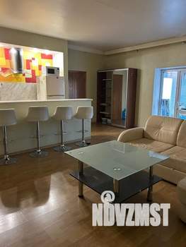 3-к квартира, посуточно, 72м2, 2/3 этаж