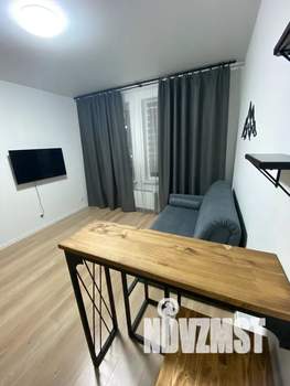 Студия квартира, посуточно, 20м2, 2/15 этаж