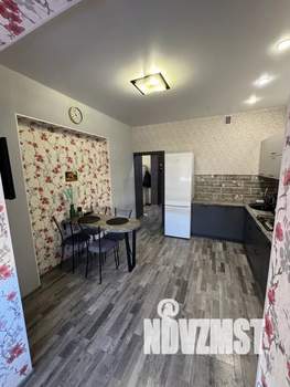 1-к квартира, посуточно, 43м2, 2/8 этаж