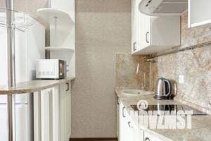 1-к квартира, посуточно, 42м2, 13/19 этаж