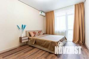 1-к квартира, посуточно, 42м2, 17/23 этаж