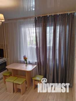 1-к квартира, посуточно, 40м2, 2/16 этаж