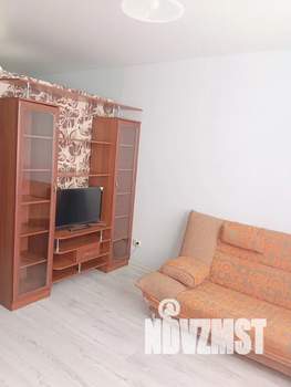 Студия квартира, посуточно, 27м2, 5/10 этаж