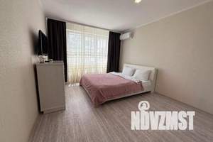 1-к квартира, посуточно, 38м2, 13/16 этаж