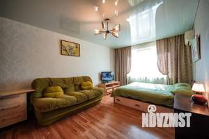 1-к квартира, посуточно, 38м2, 4/16 этаж