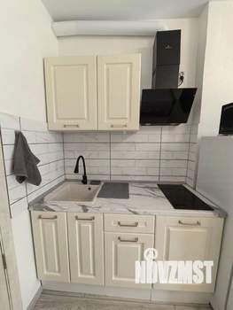 Студия квартира, посуточно, 23м2, 1/3 этаж