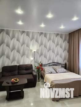 Студия квартира, посуточно, 35м2, 4/20 этаж