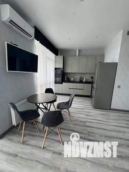 Студия квартира, посуточно, 40м2, 16/21 этаж