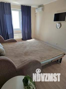 1-к квартира, посуточно, 37м2, 16/16 этаж