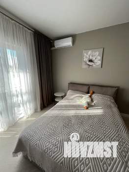 Студия квартира, посуточно, 30м2, 10/20 этаж