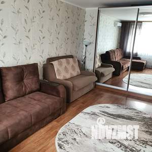 1-к квартира, посуточно, 40м2, 11/16 этаж