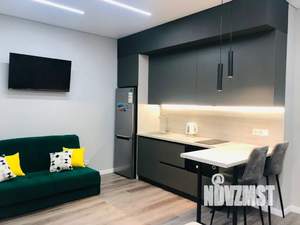 Студия квартира, посуточно, 33м2, 8/20 этаж