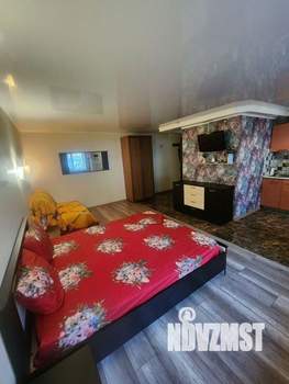 Студия квартира, посуточно, 31м2, 1/4 этаж