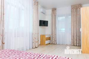 1-к квартира, посуточно, 50м2, 1/1 этаж