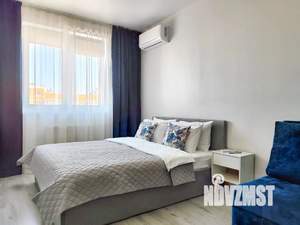 1-к квартира, посуточно, 35м2, 14/20 этаж