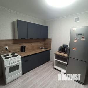 1-к квартира, посуточно, 38м2, 4/16 этаж