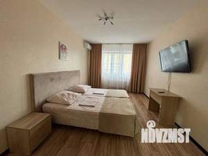 3-к квартира, посуточно, 78м2, 1/1 этаж