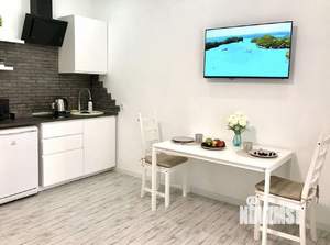 Студия квартира, посуточно, 35м2, 5/20 этаж