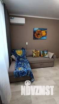 1-к квартира, посуточно, 38м2, 13/16 этаж