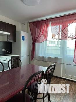 2-к квартира, посуточно, 65м2, 3/16 этаж