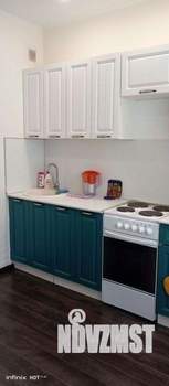 1-к квартира, посуточно, 34м2, 2/10 этаж