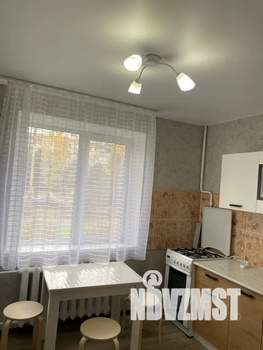 1-к квартира, посуточно, 38м2, 1/9 этаж