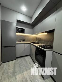 1-к квартира, посуточно, 35м2, 4/8 этаж